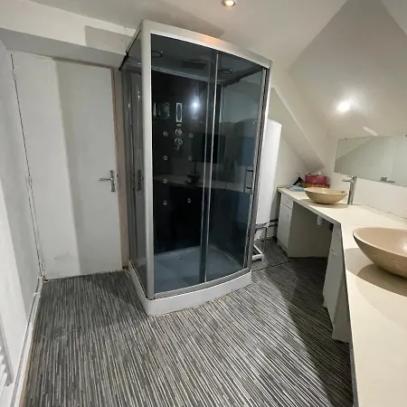 Chambre Chez L'Habitant 홈스테이